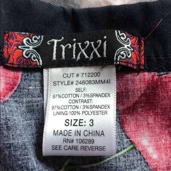 Dress - Picture 2 of 2